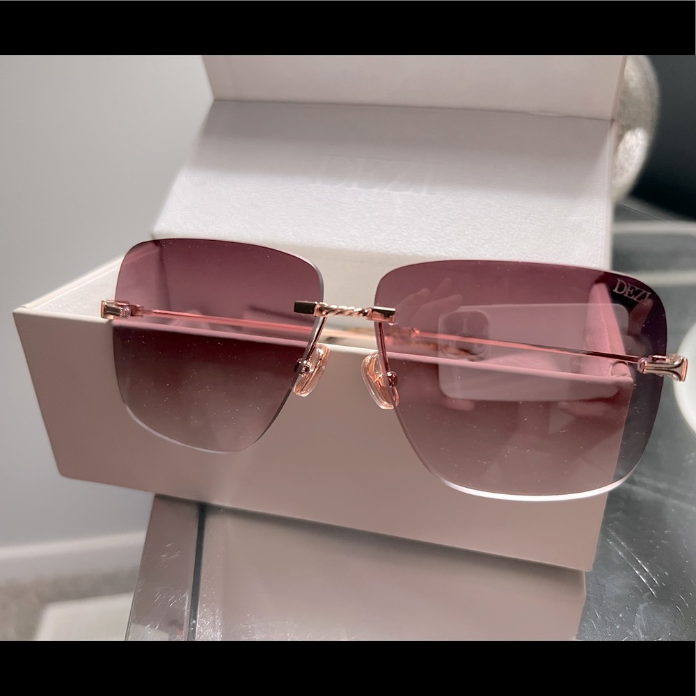 Dezi rose gold 2000s sunglasses